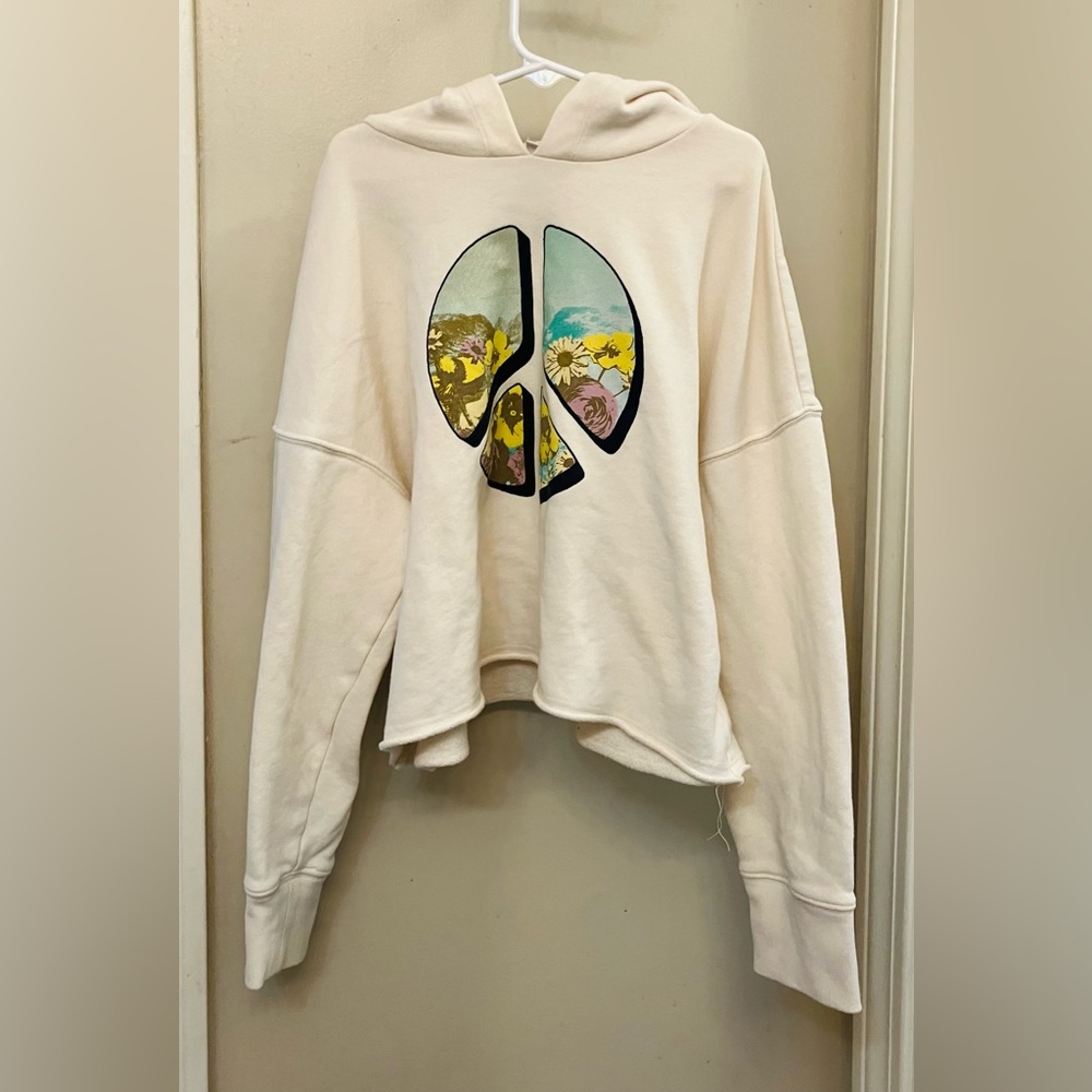 Girls Old Navy Cropped Cream Peace Sign Sweatshirt With Drop Sleeves Size LG